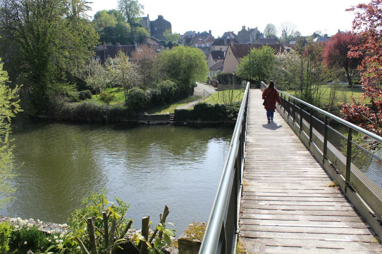Le Refuge Des Alpes Mancelles Leilighet Fresnay-sur-Sarthe Eksteriør bilde