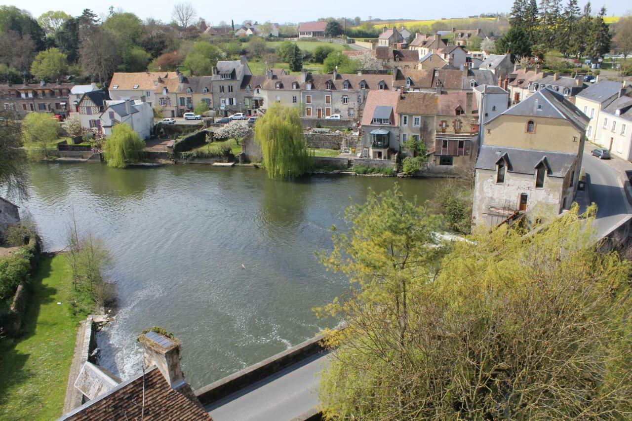 Le Refuge Des Alpes Mancelles Leilighet Fresnay-sur-Sarthe Eksteriør bilde