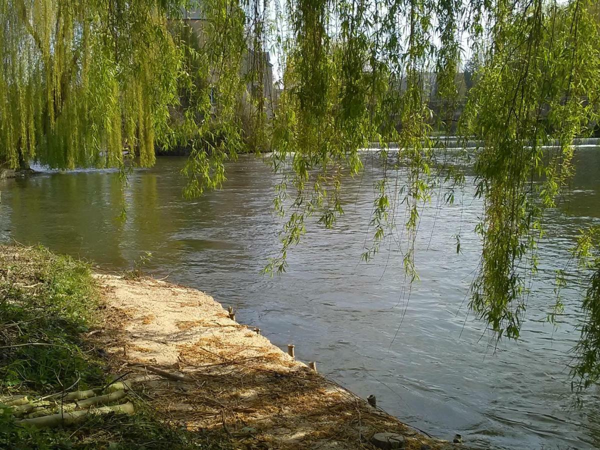 Le Refuge Des Alpes Mancelles Leilighet Fresnay-sur-Sarthe Eksteriør bilde