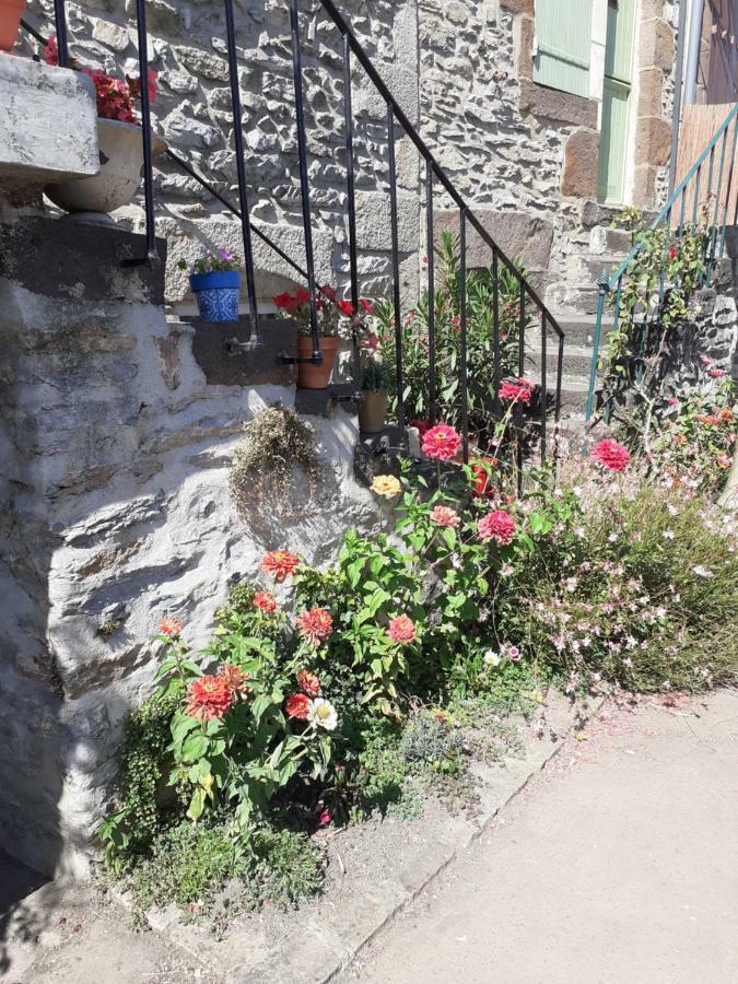 Le Refuge Des Alpes Mancelles Leilighet Fresnay-sur-Sarthe Eksteriør bilde